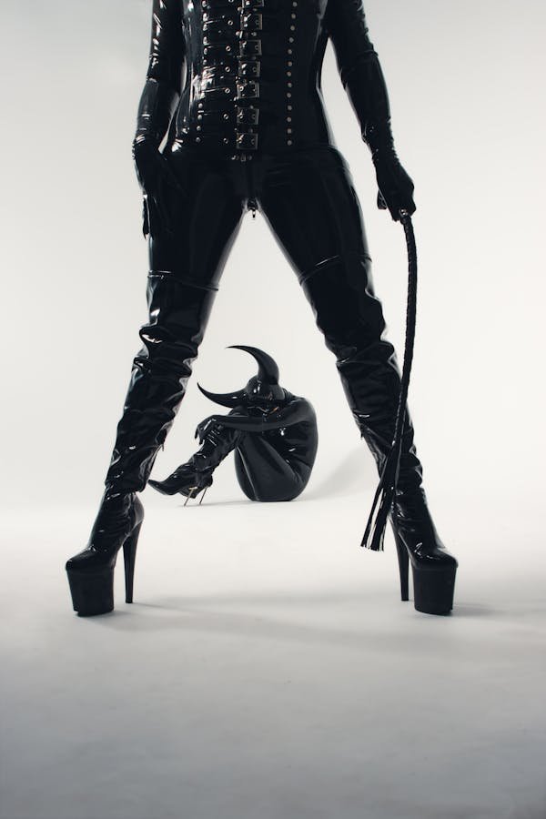Indulge in elegance: explore latex clothing & accessories